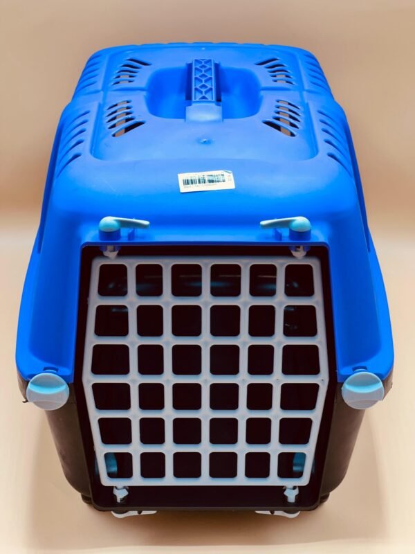 Caisse de transport rigide  en plastique pour chats et chiens