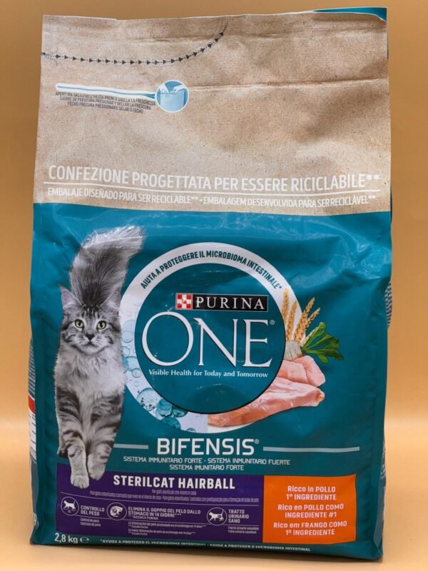 Purina ONE Boules de Poils pour Chats Stérilisés 2.8kg